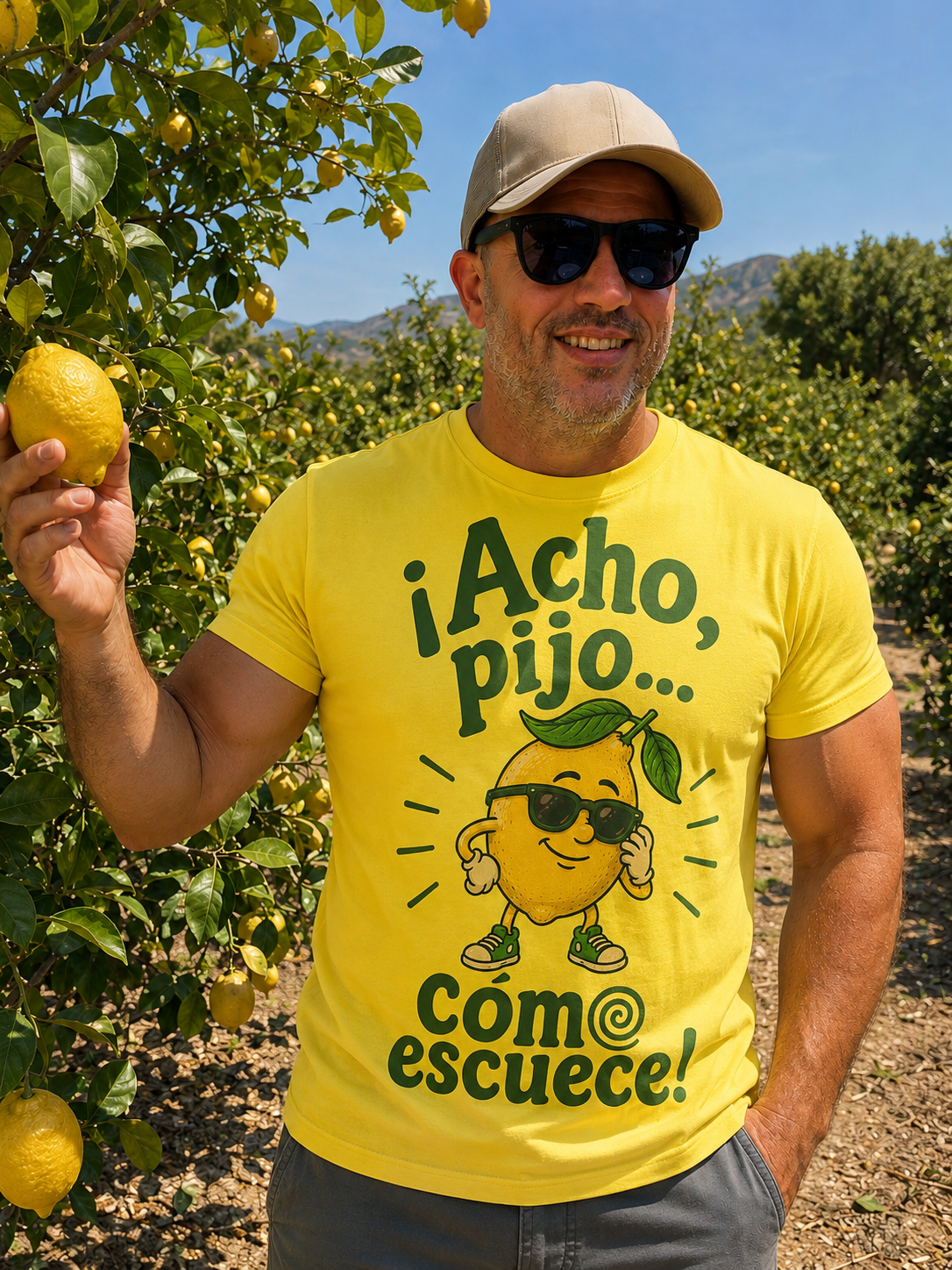 Un chico con la camiseta acho pijo como escuece